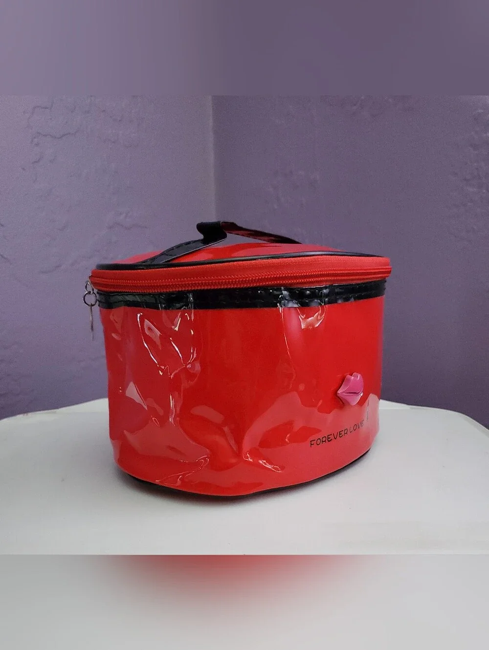 Red Patent Cosmetic Pouch Set with Lip Accents
